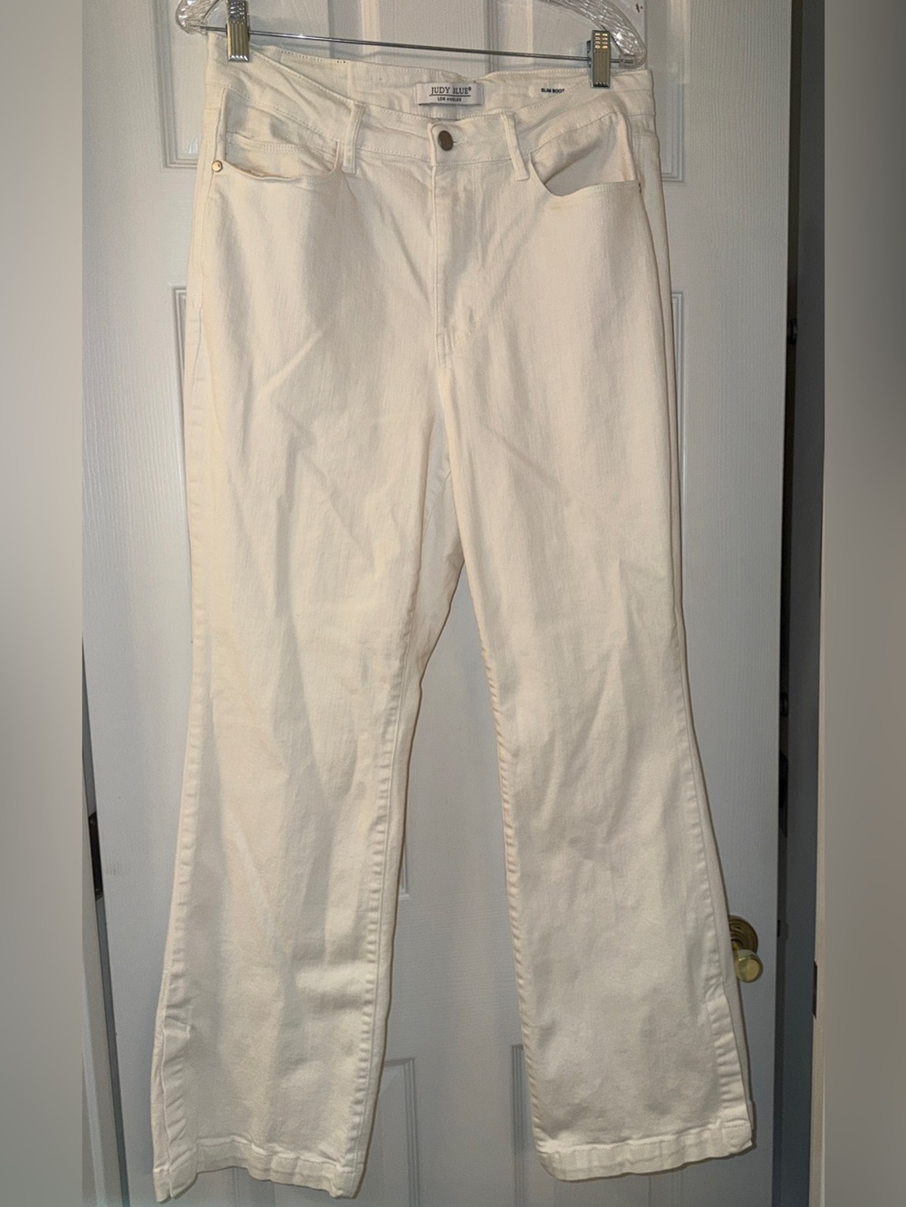 Judy Blue White jeans with kick slit